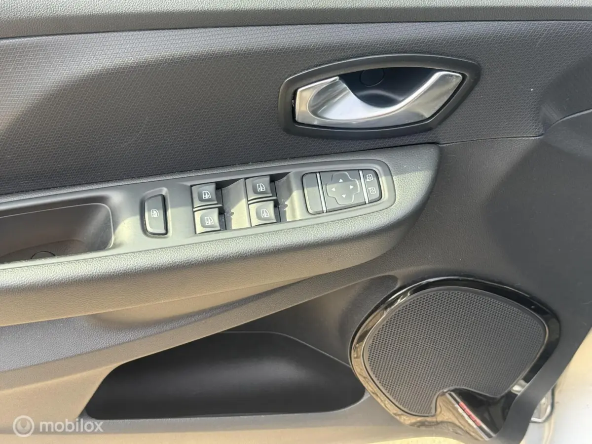 0.9 TCe Intens 2019 94.000KM NAP