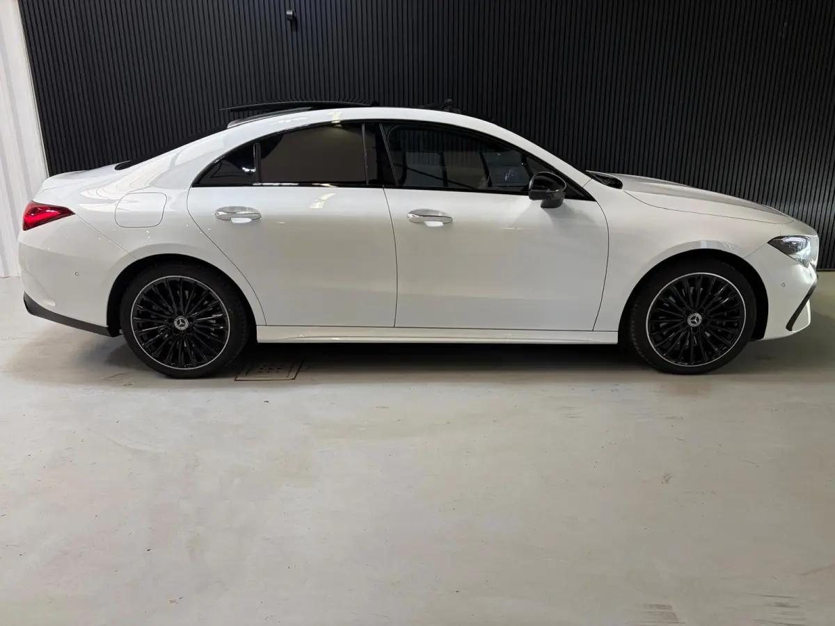 250 e Star Edition AMG Line Plus Pano/Keyless/Full Options