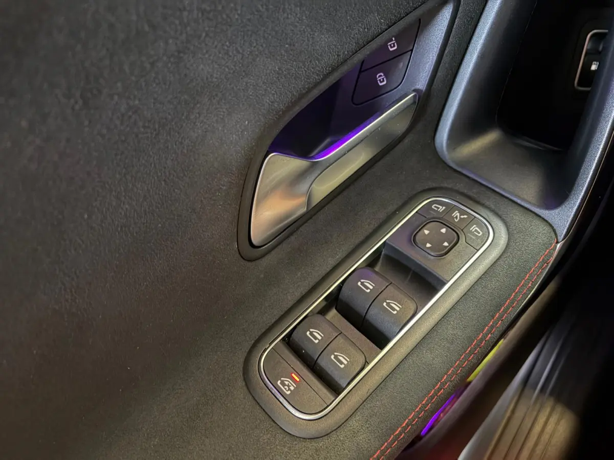 250 e Star Edition AMG Line Plus Pano/Keyless/Full Options