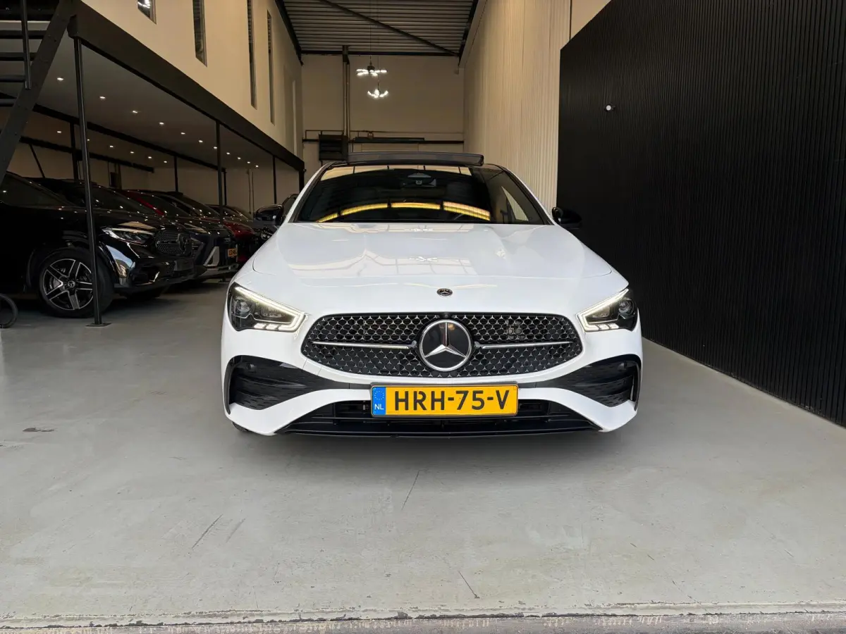 250 e Star Edition AMG Line Plus Pano/Keyless/Full Options