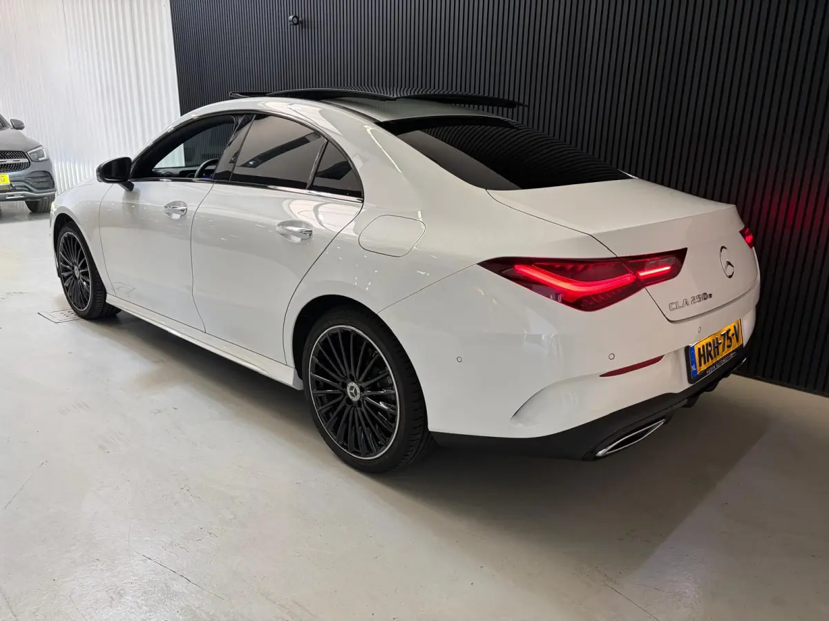 250 e Star Edition AMG Line Plus Pano/Keyless/Full Options