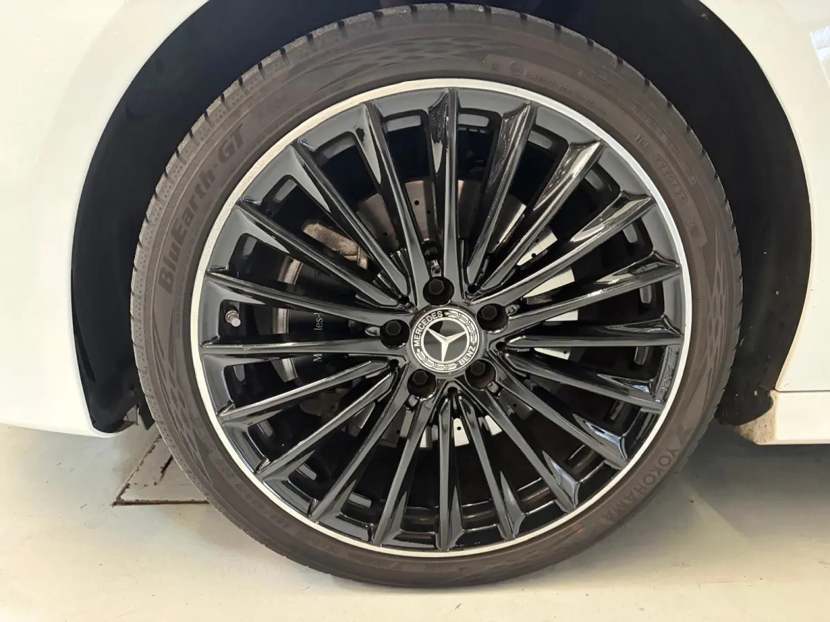 250 e Star Edition AMG Line Plus Pano/Keyless/Full Options