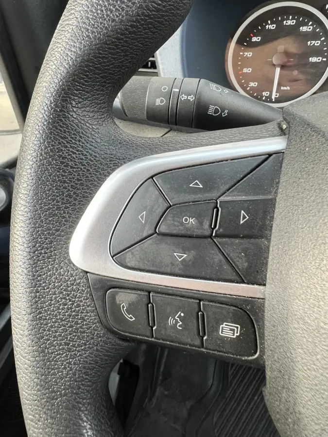 35S16 2.3 | AUTOMAAT | BAKWAGEN / MEUBELBAK | LAADKLEP | TREKHAAK | CAMERA | NAVI | CRUISE CONTROL | AIRCO | DAB | BLUETOOTH