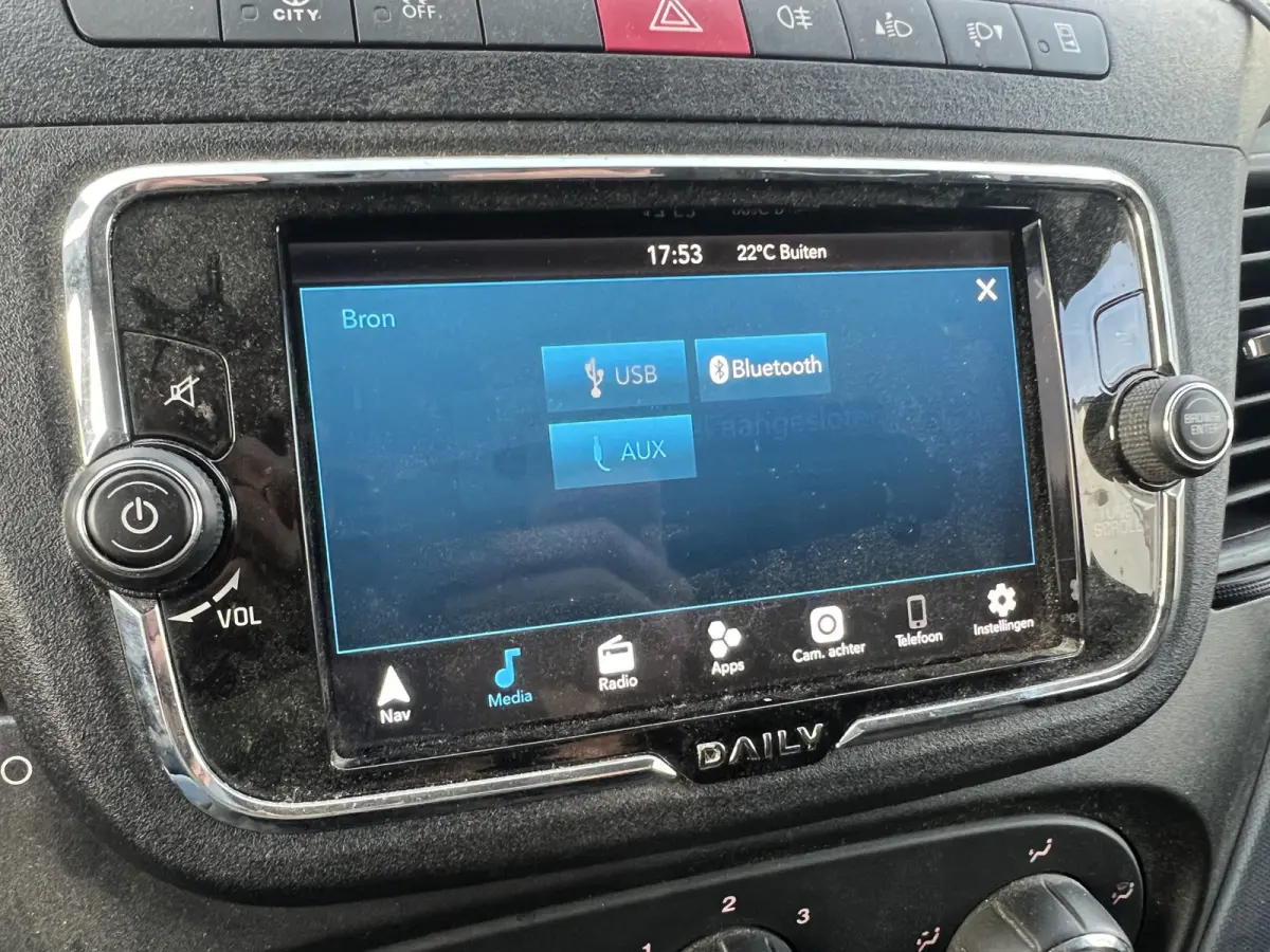 35S16 2.3 | AUTOMAAT | BAKWAGEN / MEUBELBAK | LAADKLEP | TREKHAAK | CAMERA | NAVI | CRUISE CONTROL | AIRCO | DAB | BLUETOOTH