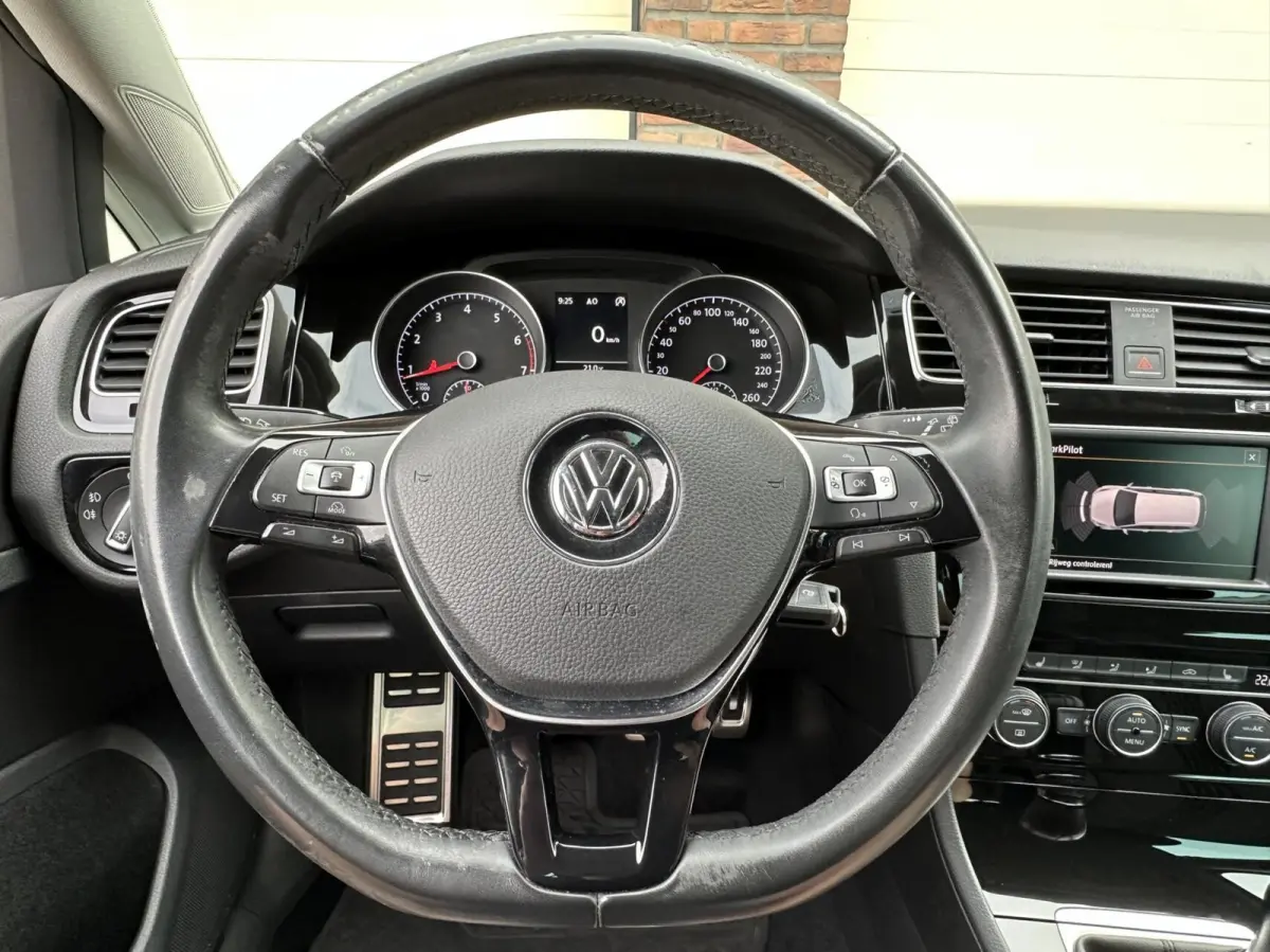 1.4 TSI Allstar edition Clima Navi PDC v+a Adap Cruise