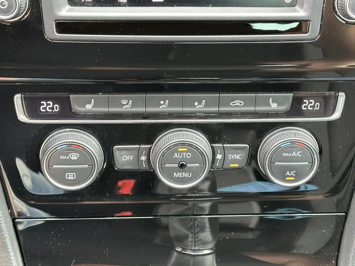 1.4 TSI Allstar edition Clima Navi PDC v+a Adap Cruise