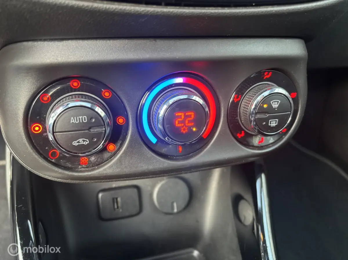 1.4 PANO CARPLAY PDC STOEL-STUURVERWARMING AIRCO