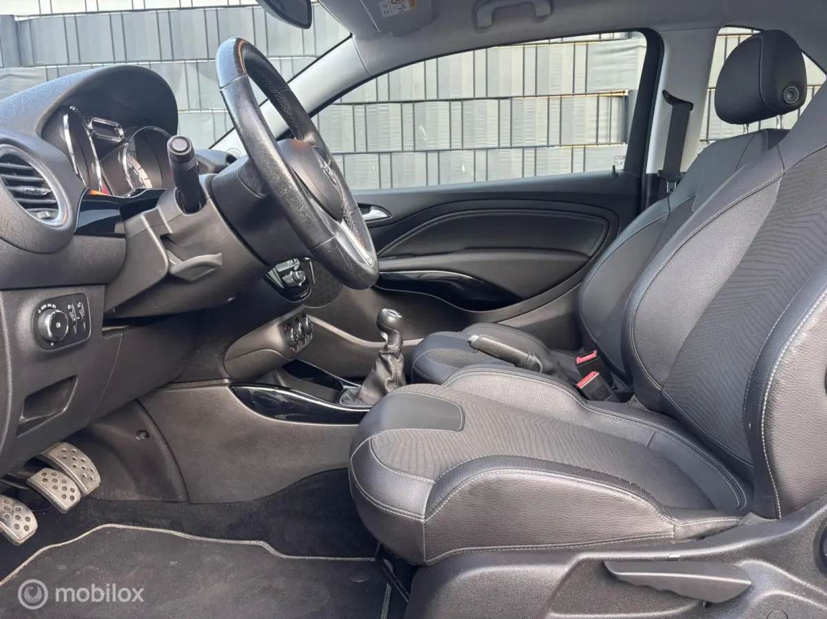 1.4 PANO CARPLAY PDC STOEL-STUURVERWARMING AIRCO