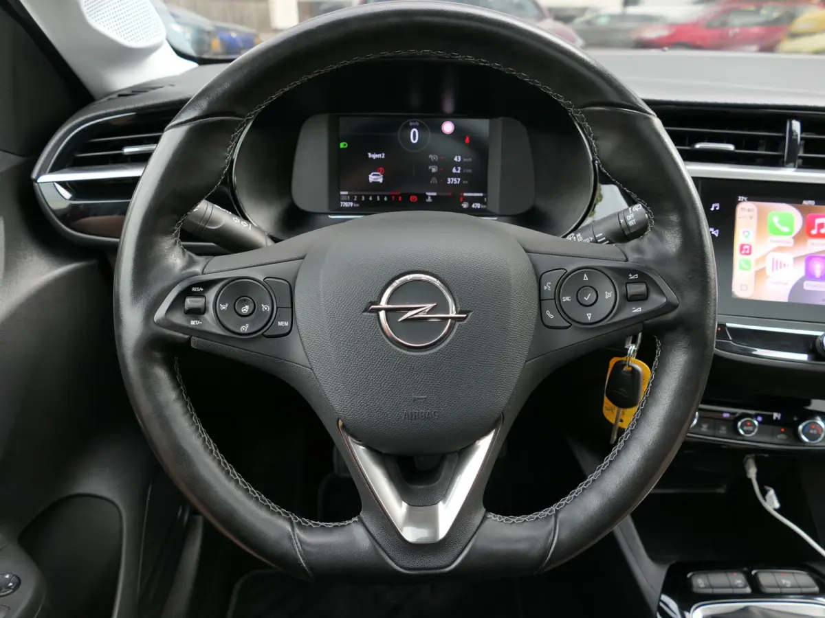 1.2 Elegance | Panoramadak | Achteruitrijcamera | Half leder | Stuur-/Stoelverwarming | LED | Lichtmetalen velgen | Climate Control | Apple-/Android Carplay | Cruise Control