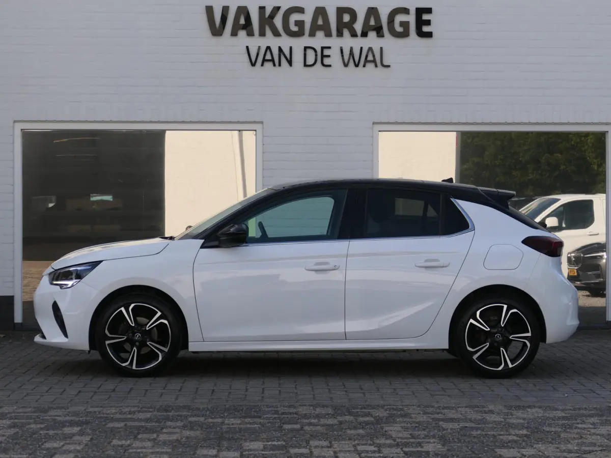 1.2 Elegance | Panoramadak | Achteruitrijcamera | Half leder | Stuur-/Stoelverwarming | LED | Lichtmetalen velgen | Climate Control | Apple-/Android Carplay | Cruise Control