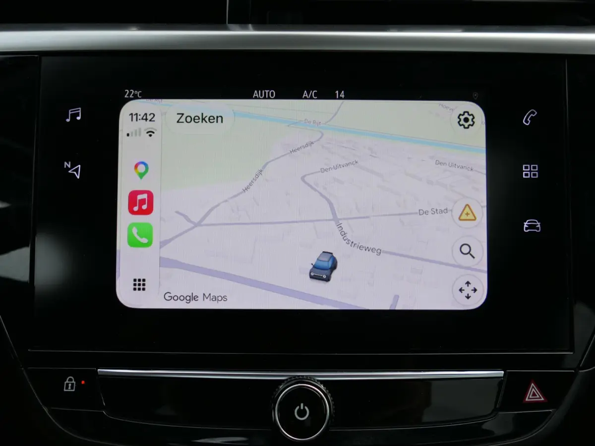 1.2 Elegance | Panoramadak | Achteruitrijcamera | Half leder | Stuur-/Stoelverwarming | LED | Lichtmetalen velgen | Climate Control | Apple-/Android Carplay | Cruise Control