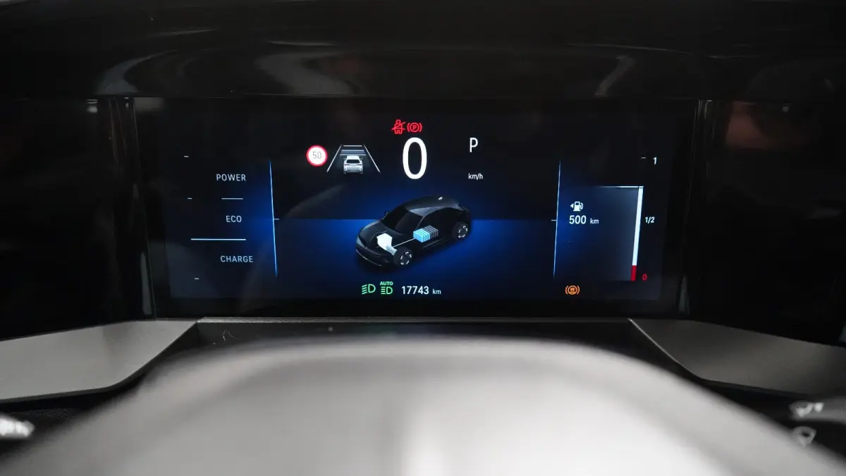 1.2 Turbo Hybrid GS ** MATRIX, ACC, COMFORT PACK MET VERW. STUUR, CAMERA, APPLE  ** Ex OPEL AG - UNFALLFREI ** ** INFORMEER OOK NAAR ONZE AANTREKKELIJKE FINANCIAL-LEASE TARIEVEN **