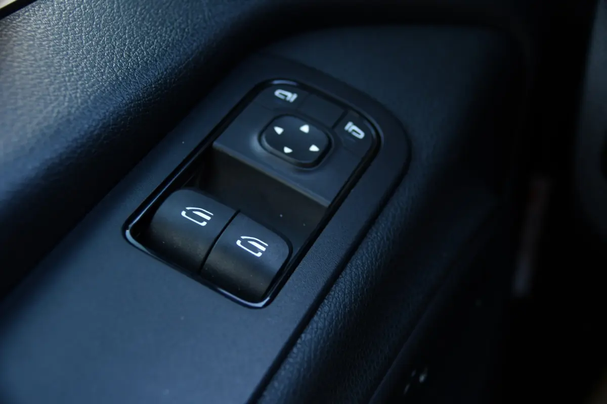 314 2.2 CDI L2H2 RWD Black Edition Camera, Cruise, Carplay, Bearlock, Multimedia, Stoelverwarming, Betimmering, Uniek!