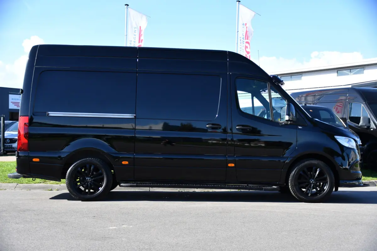 314 2.2 CDI L2H2 RWD Black Edition Camera, Cruise, Carplay, Bearlock, Multimedia, Stoelverwarming, Betimmering, Uniek!