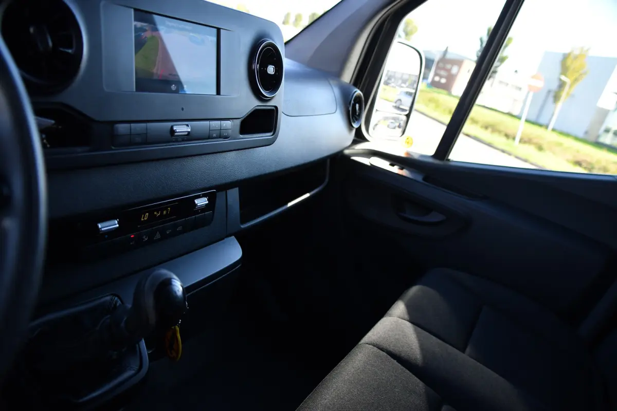 314 2.2 CDI L2H2 RWD Black Edition Camera, Cruise, Carplay, Bearlock, Multimedia, Stoelverwarming, Betimmering, Uniek!