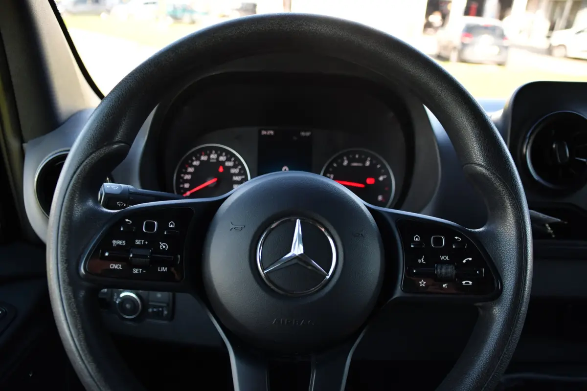 314 2.2 CDI L2H2 RWD Black Edition Camera, Cruise, Carplay, Bearlock, Multimedia, Stoelverwarming, Betimmering, Uniek!