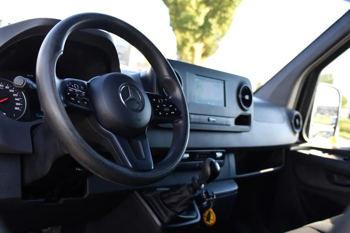 314 2.2 CDI L2H2 RWD Black Edition Camera, Cruise, Carplay, Bearlock, Multimedia, Stoelverwarming, Betimmering, Uniek!