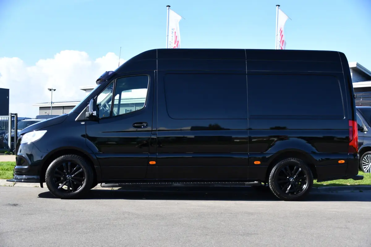 314 2.2 CDI L2H2 RWD Black Edition Camera, Cruise, Carplay, Bearlock, Multimedia, Stoelverwarming, Betimmering, Uniek!