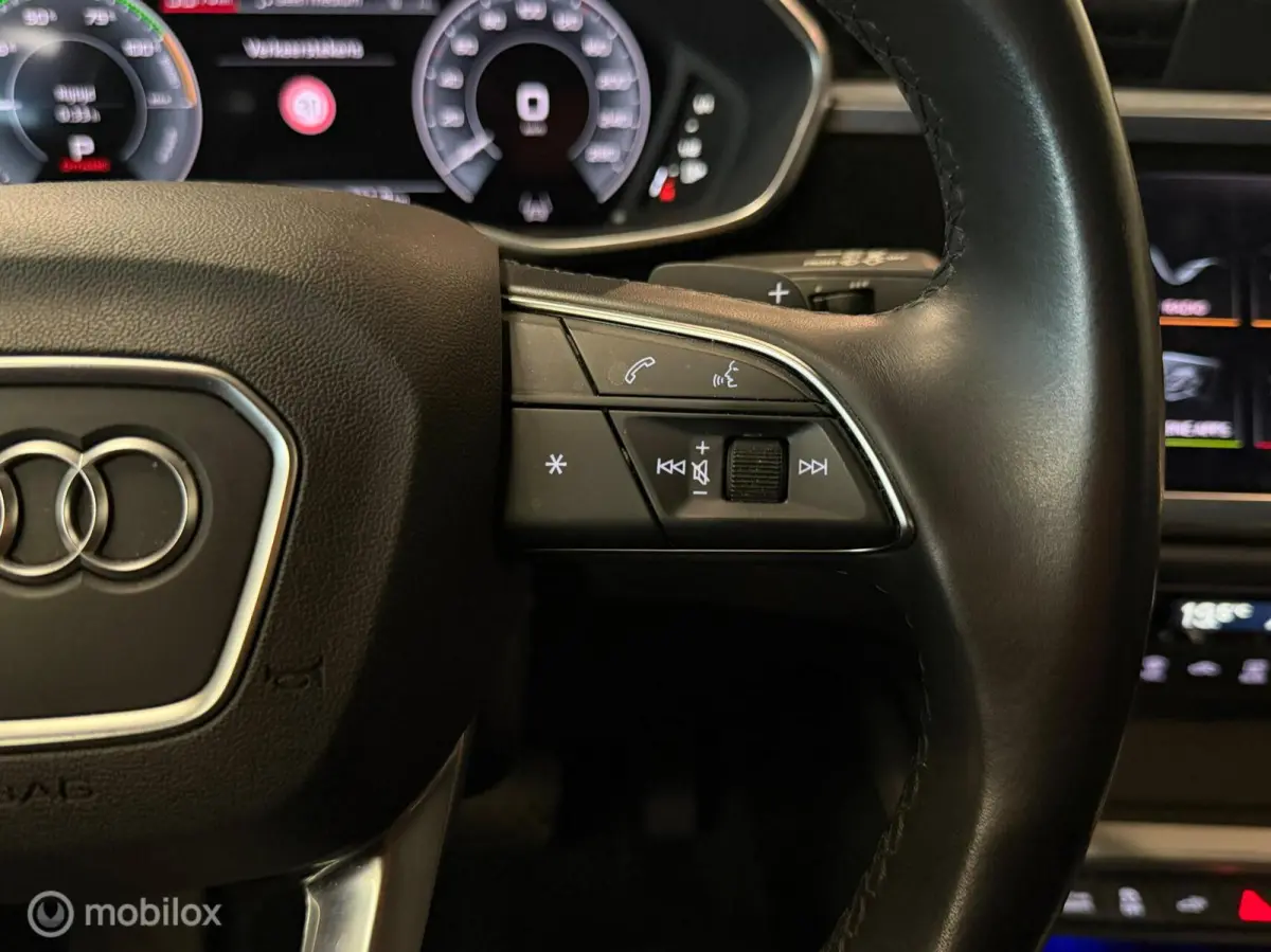 45 TFSI e S-line Panorama/RS Q3 look/Sonos/360/21''