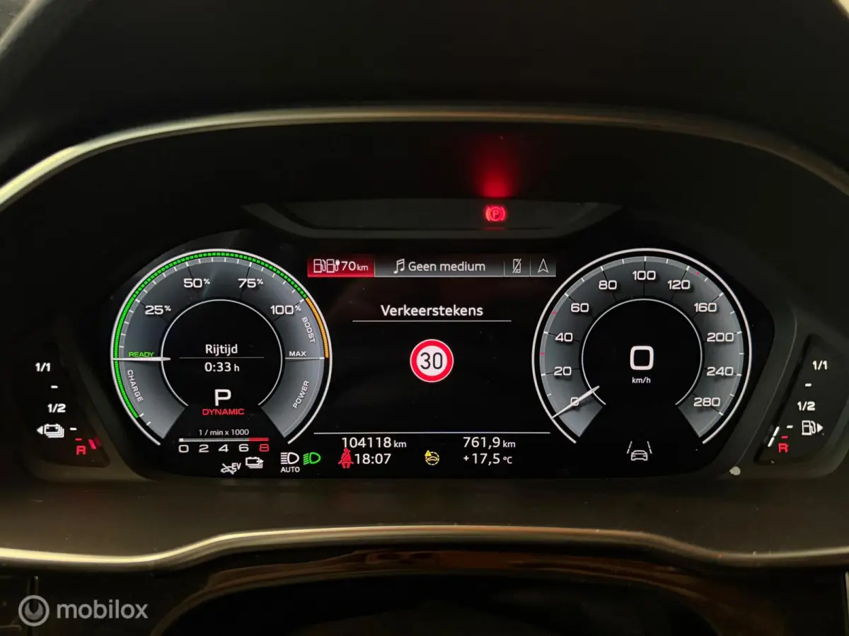 45 TFSI e S-line Panorama/RS Q3 look/Sonos/360/21''