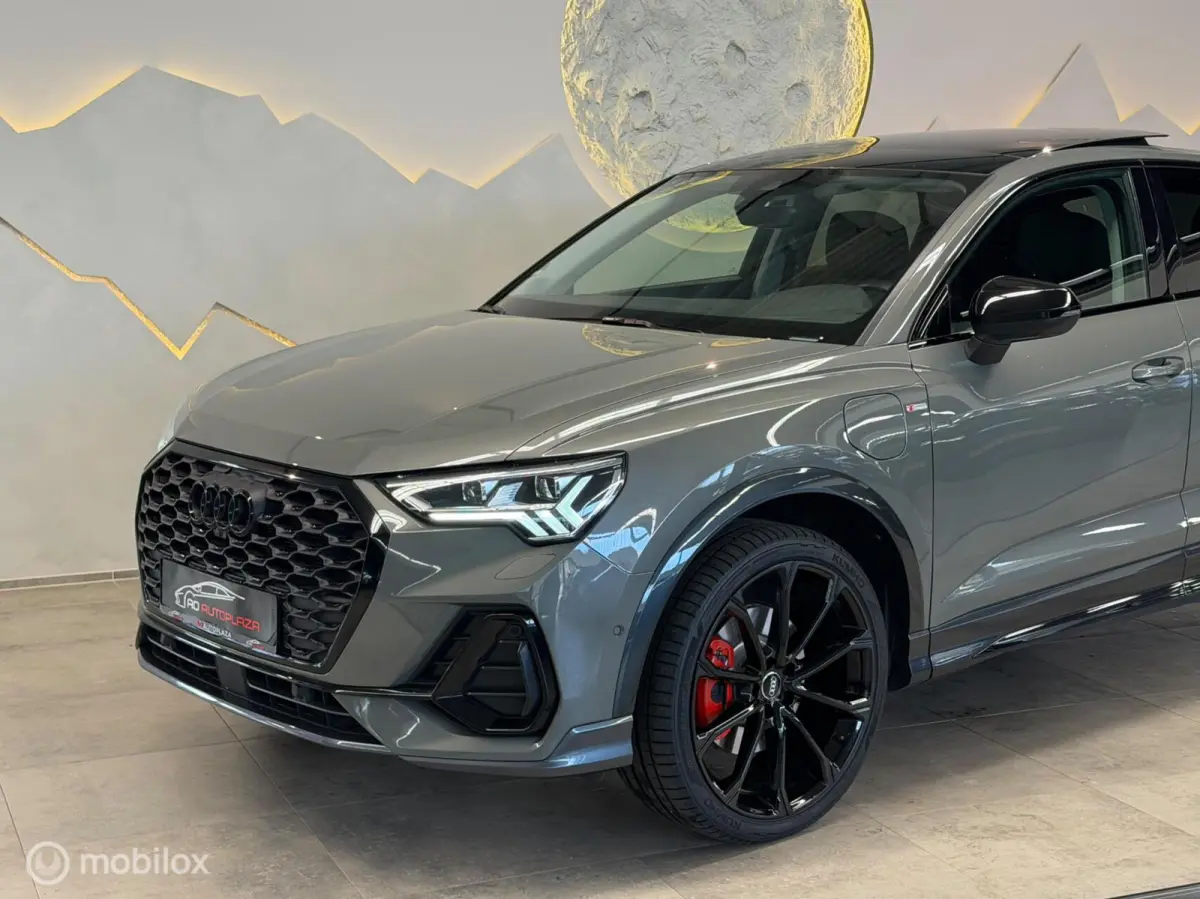 45 TFSI e S-line Panorama/RS Q3 look/Sonos/360/21''