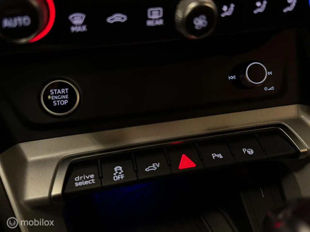 45 TFSI e S-line Panorama/RS Q3 look/Sonos/360/21''