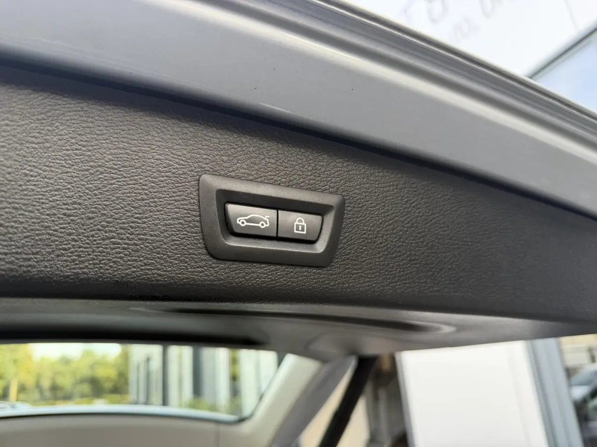 xDrive35d High Executive HUD|TREKHAAK|NAP