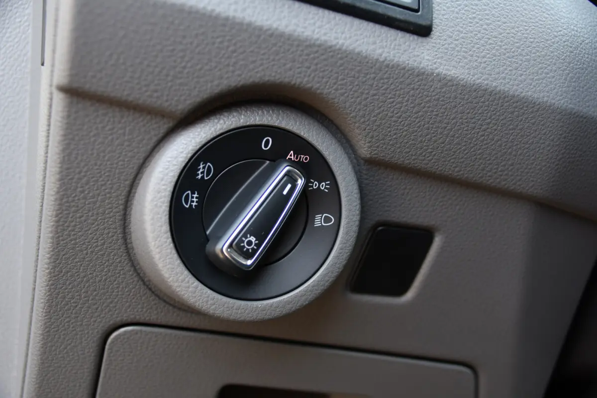 2.0 TDI L2H1 30 Bulli Virtual, Adaptieve Cruise, Carplay, LED, Stoelverwarming, Standkachel, Trekhaak, Automaat, Multimedia, 150pk, Uniek!