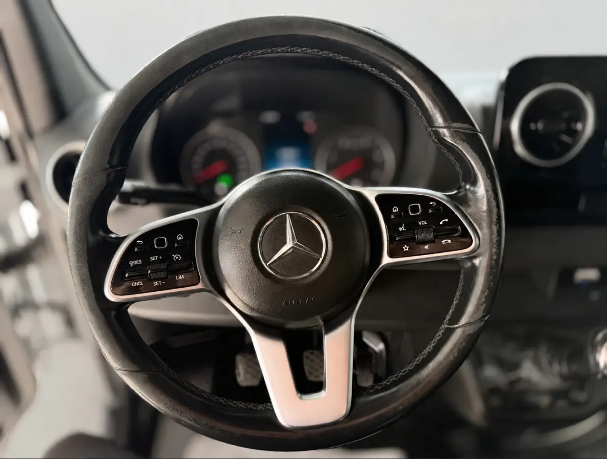 316 2.2 CDI L2H1 PB Edition 360 Camera, Cruise, LED, 3500kg Trekhaak, 10,5'' Mbux, Voorruit Verwarming, Multimedia, 164pk, Uniek!