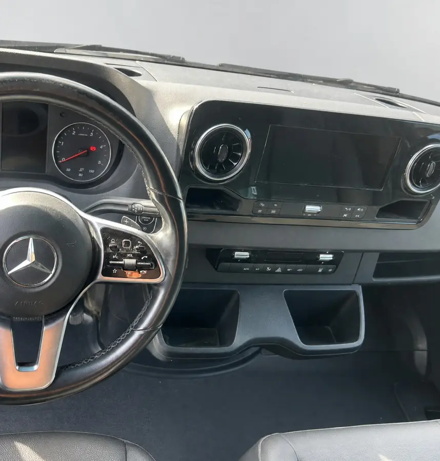 314 2.2 CDI L2H2 PB Edition Full Options! 360 Camera, Cruise, LED, Leder, Automaat, Standkachel, Voorruit verwarming, Trekhaak, 10,5'' Mbux, Uniek!