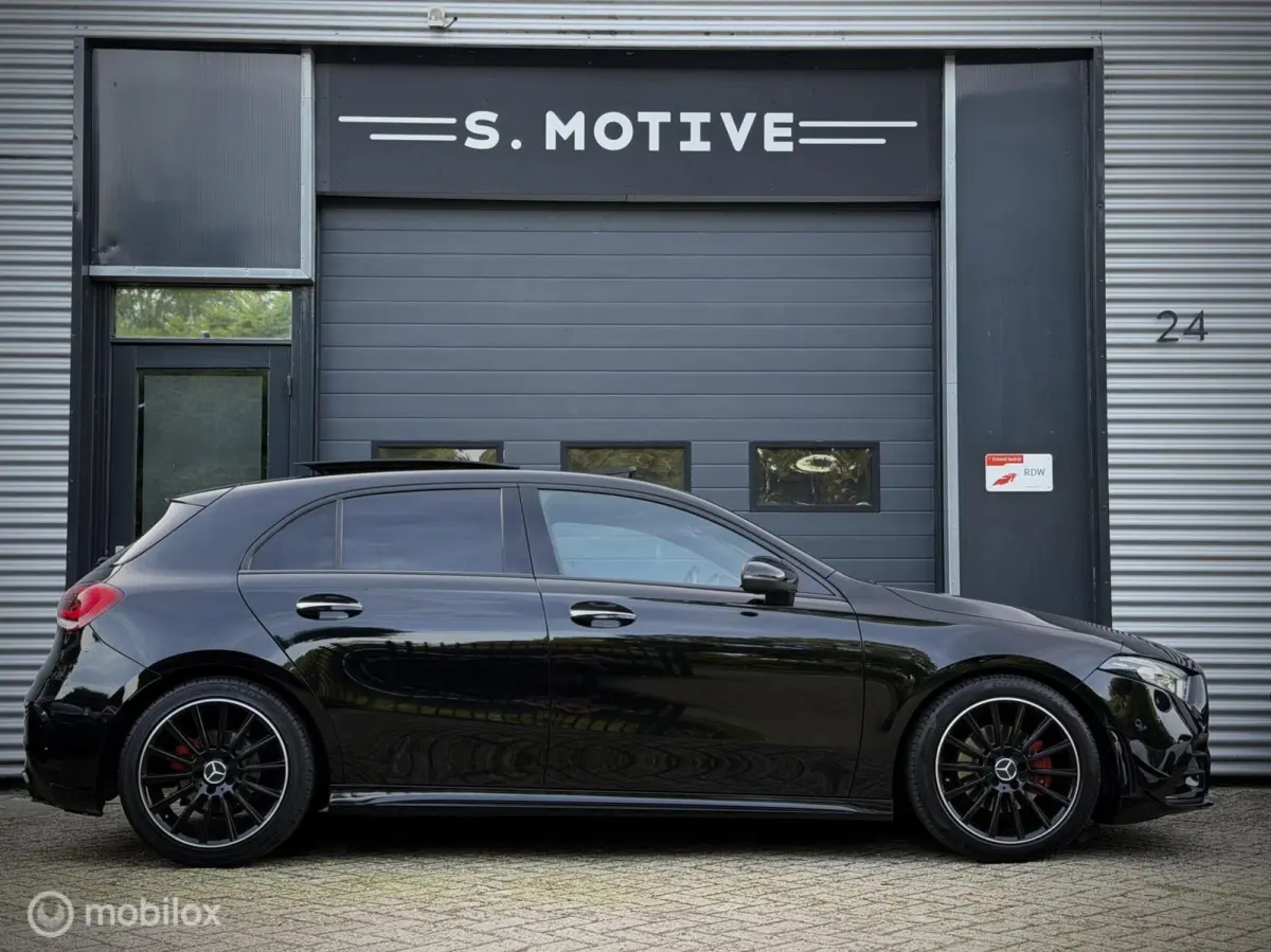 180 Business Solution AMG, Night, Pano, Org NL Auto, A45 Pakket