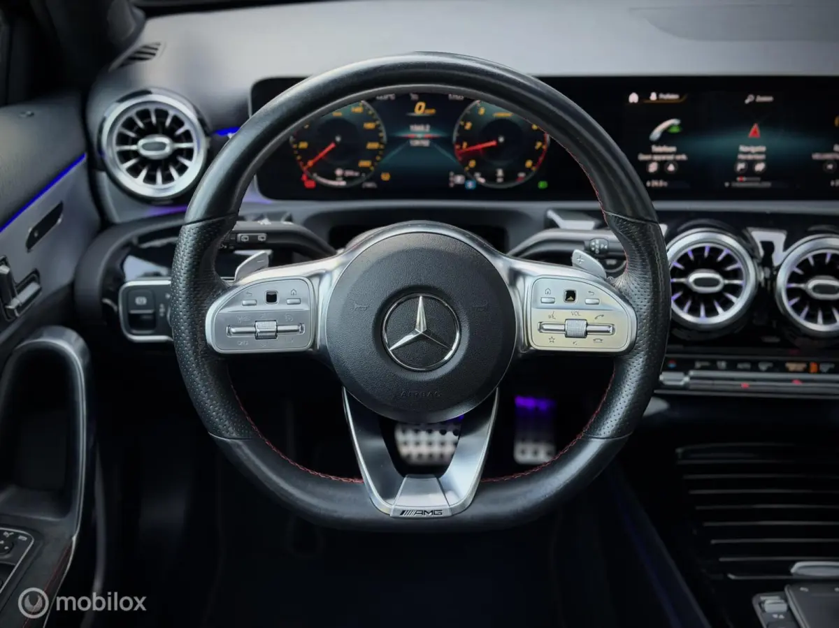 180 Business Solution AMG, Night, Pano, Org NL Auto, A45 Pakket