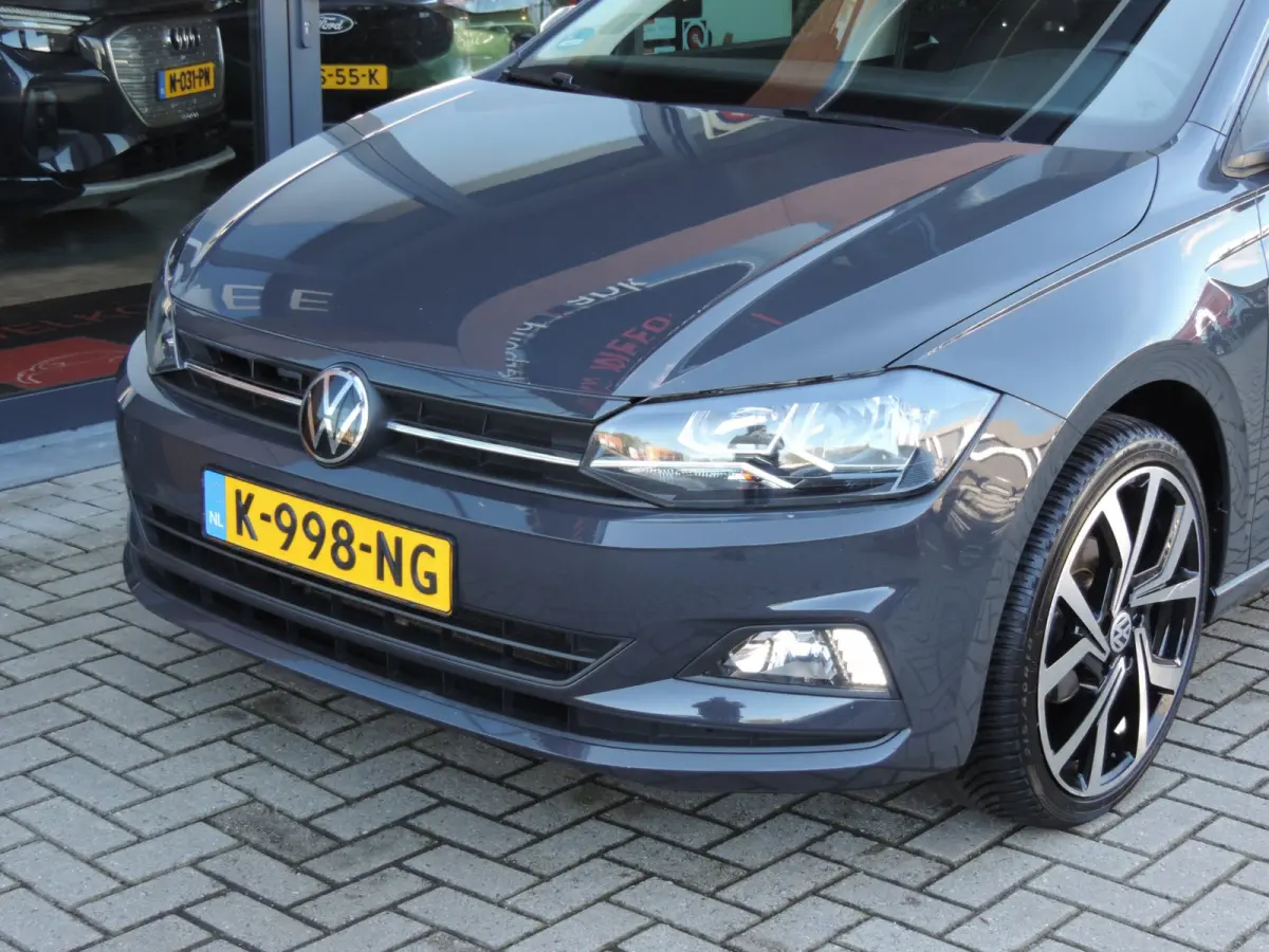 1.0 TSI Comfortline 87.000km | Camera | 18” Allseason | ACC | CarPlay | Navi | Priv.glas | DAB | Bluetooth