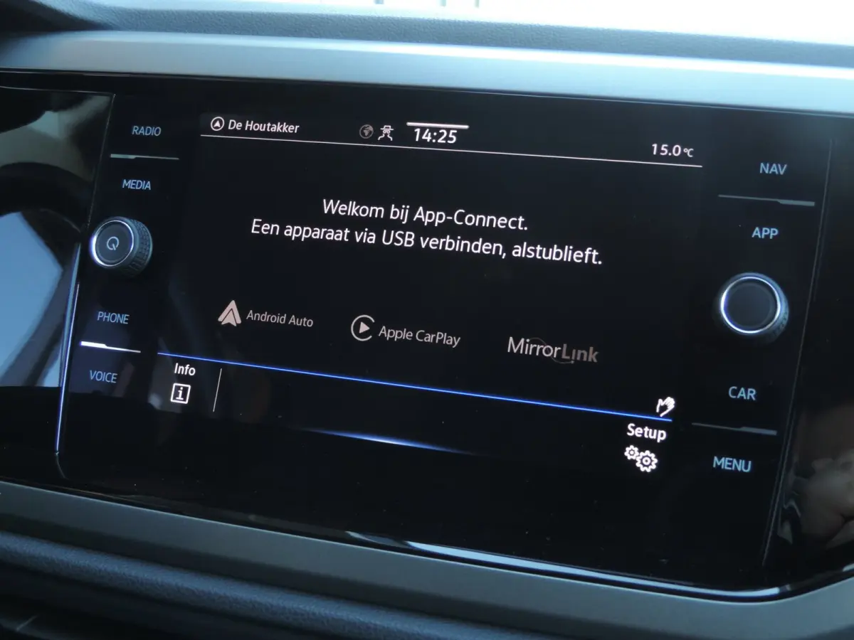 1.0 TSI Comfortline 87.000km | Camera | 18” Allseason | ACC | CarPlay | Navi | Priv.glas | DAB | Bluetooth