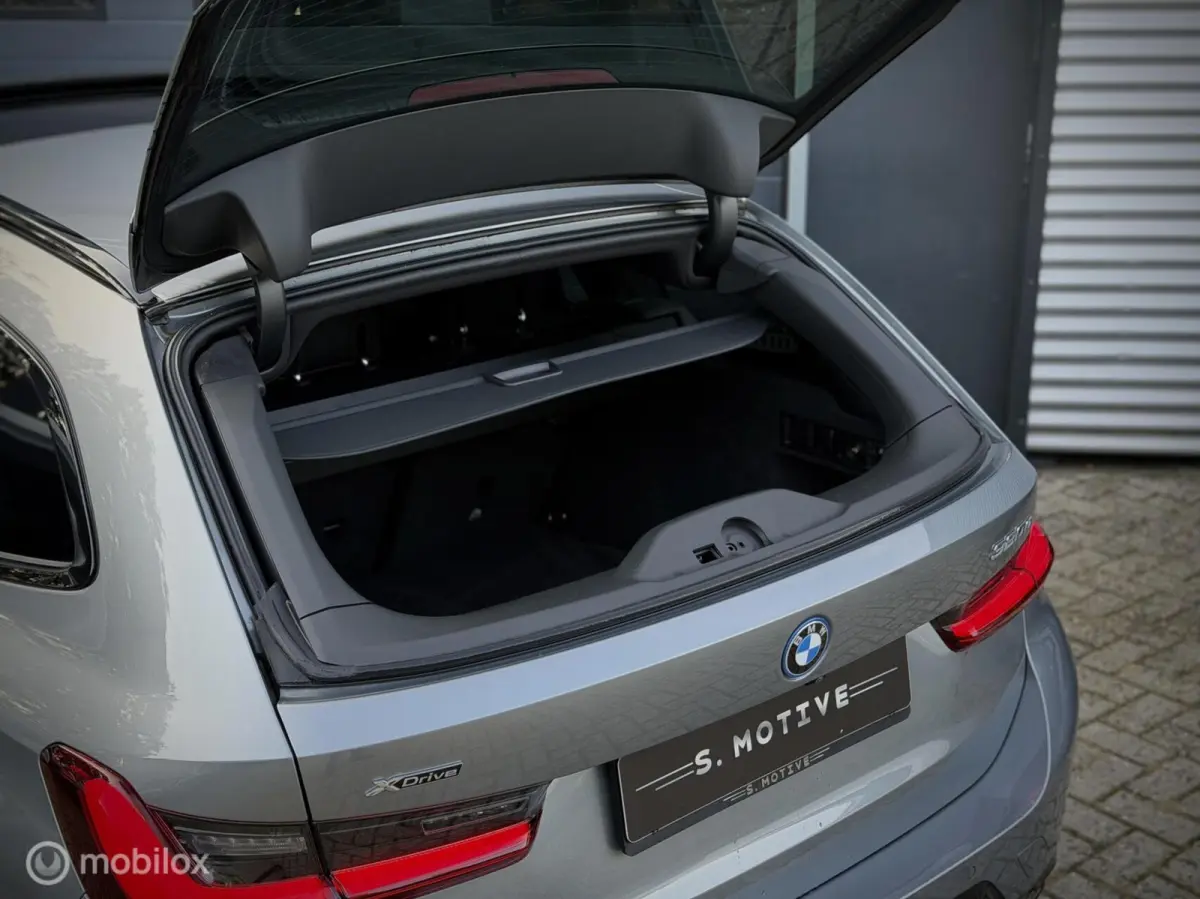320e xDrive M-Sport, trekhaak, Pano, BTW,