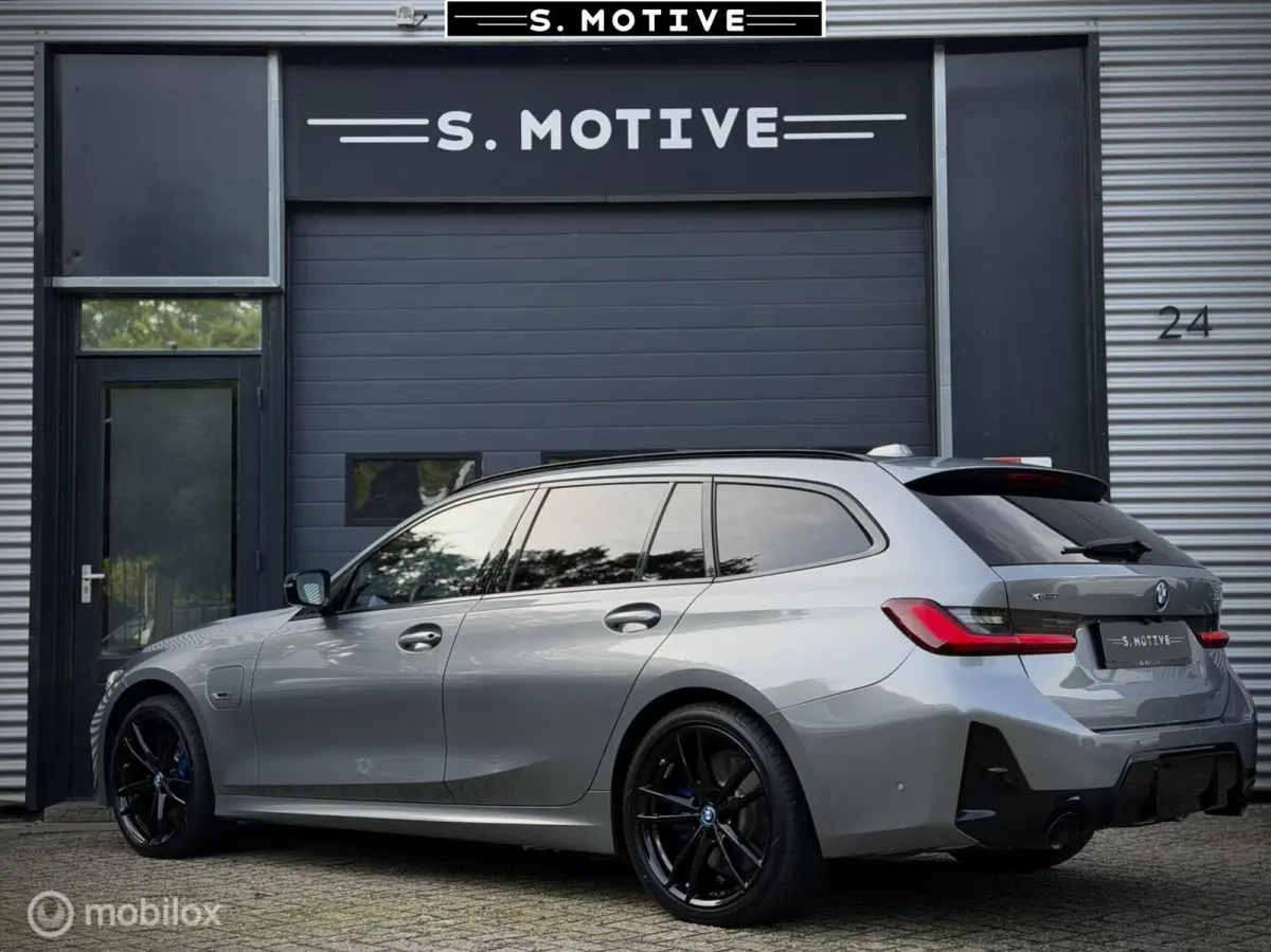 320e xDrive M-Sport, trekhaak, Pano, BTW,