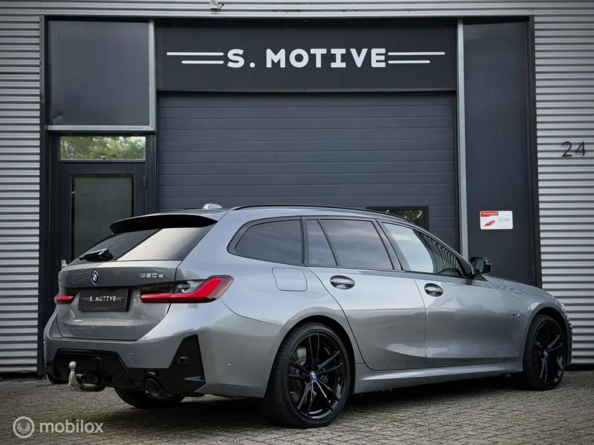 320e xDrive M-Sport, trekhaak, Pano, BTW,