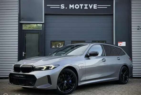 320e xDrive M-Sport, trekhaak, Pano, BTW,