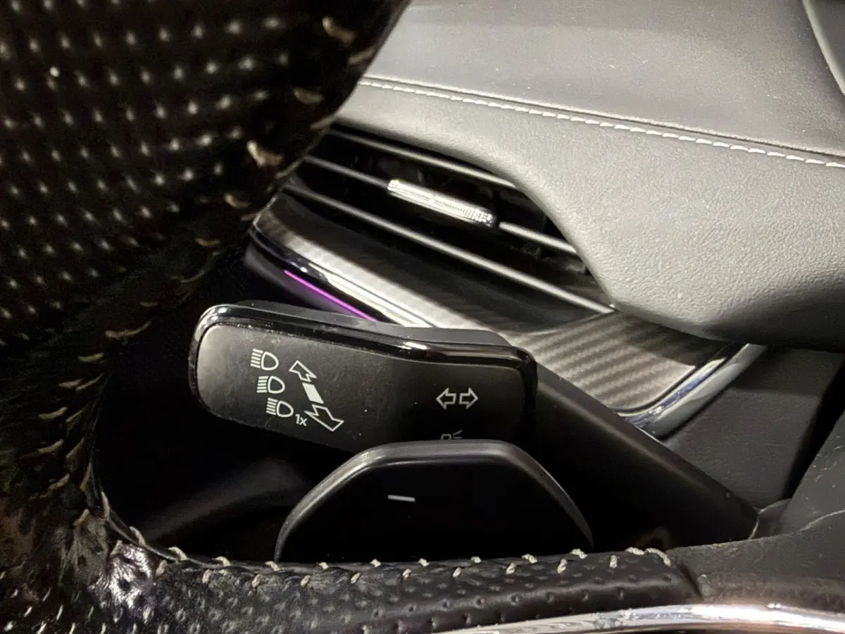 80 Sportline Panoramadak Carplay Hud Led