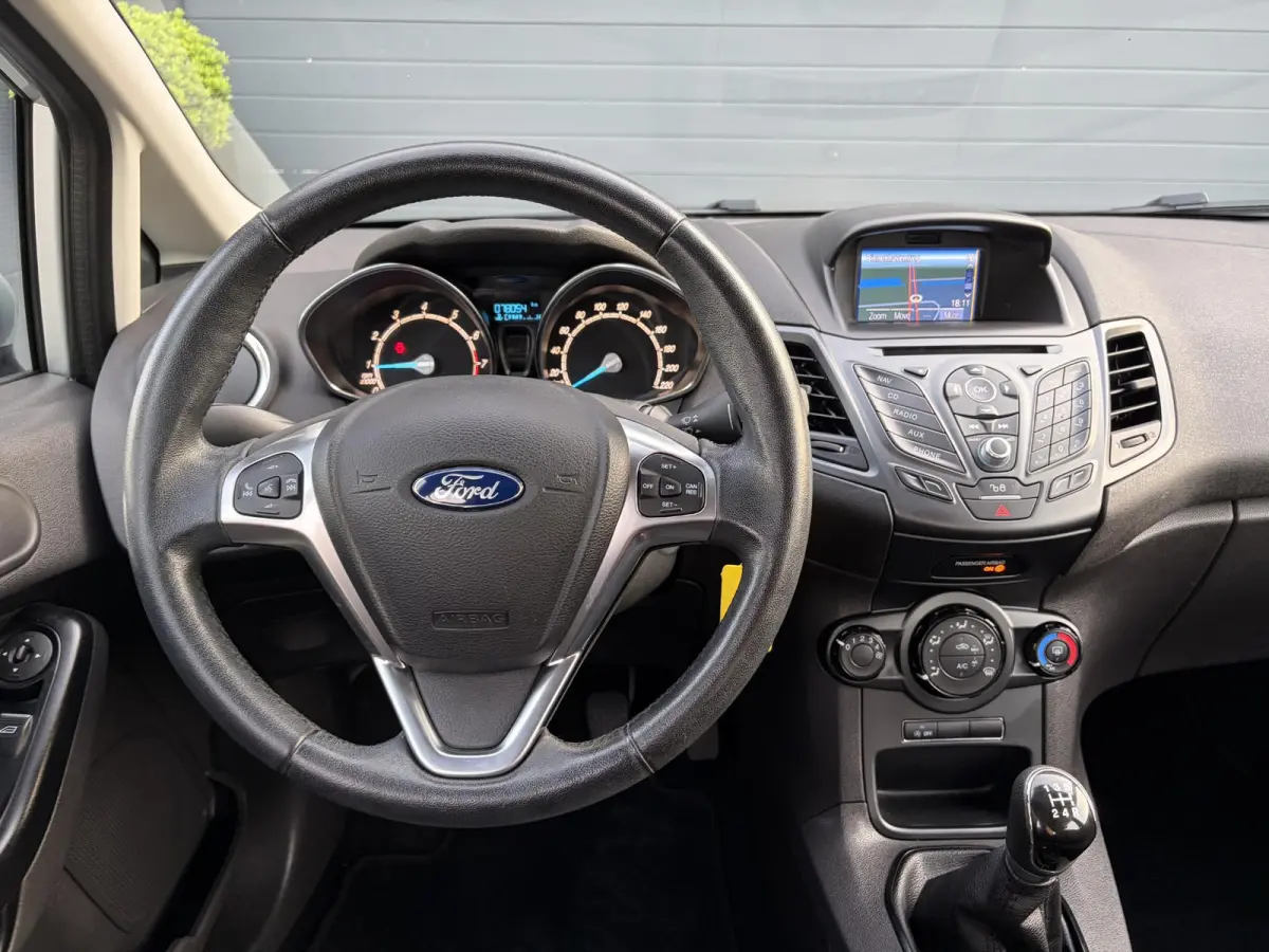 1.0 Style ✓1e Eigenaar✓Dealer Onderhouden✓Recent beurt gehad✓Navi✓Airco✓Cruise✓Pdc✓5 Deurs✓Weinig Km✓N.A.P✓Apk tot 08-2027