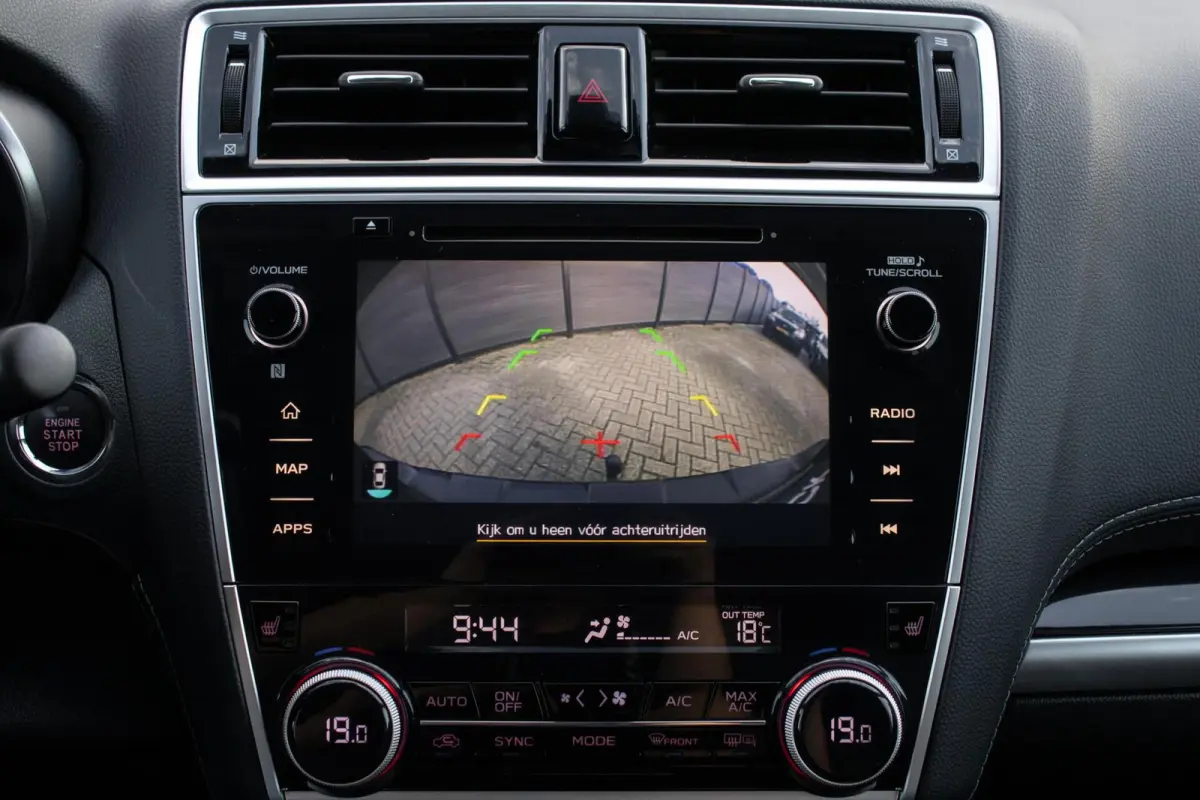 2.5i CVT Premium | Eyesight | Trekhaak | Navigatie | 1e Eigenaar |