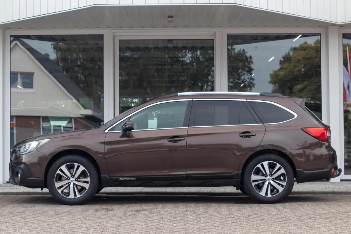 2.5i CVT Premium | Eyesight | Trekhaak | Navigatie | 1e Eigenaar |