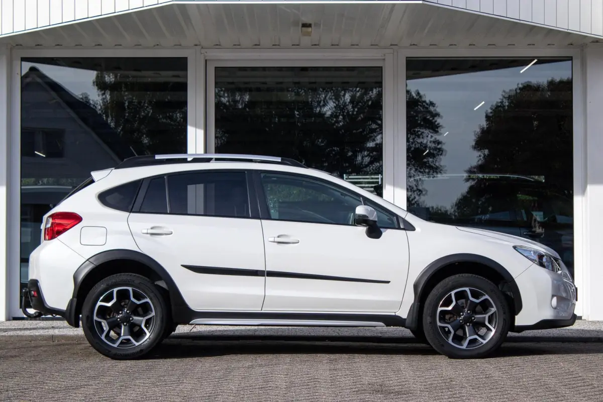 2.0 CVT Premium | Trekhaak | Navigatie | Lederen bekleding |