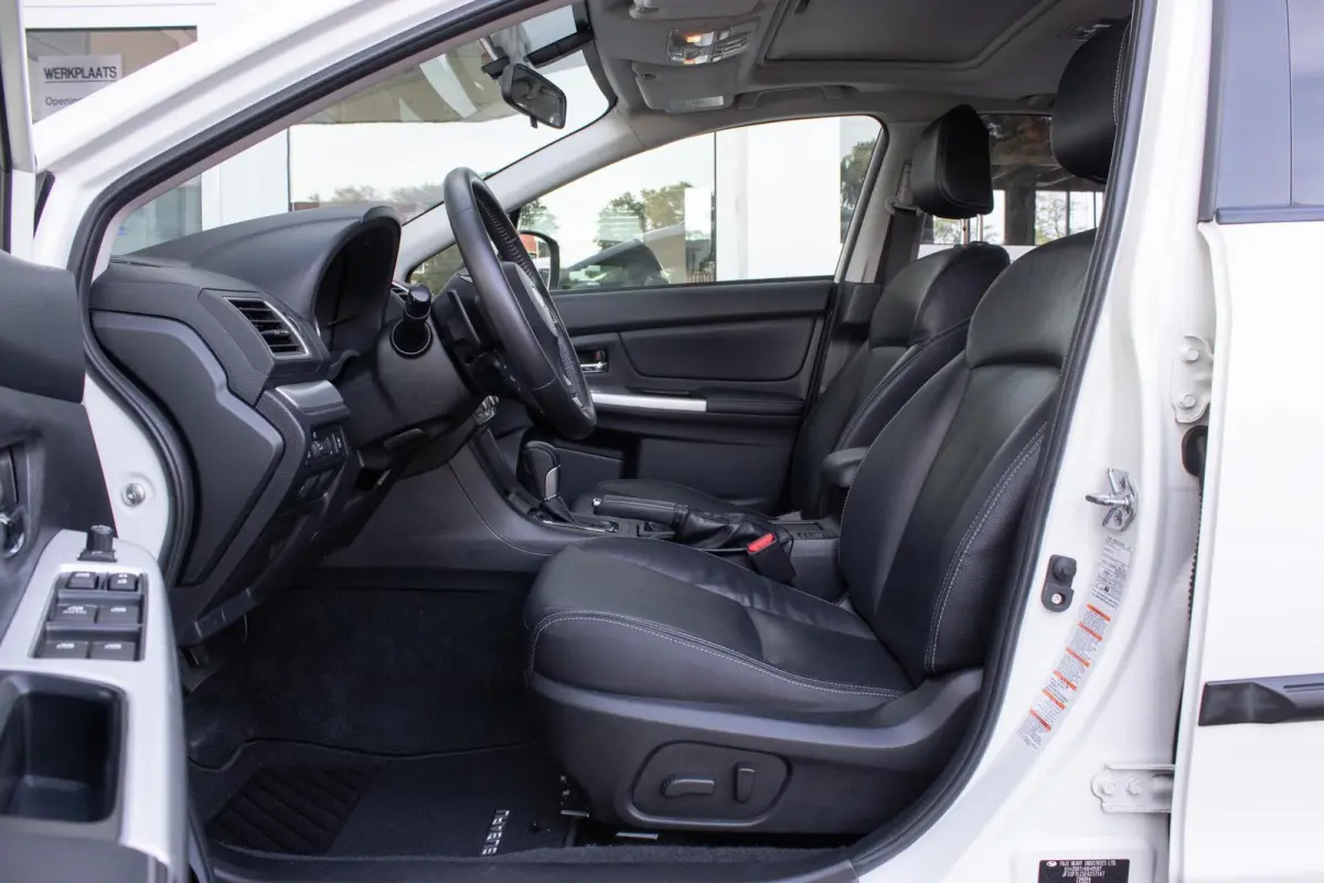 2.0 CVT Premium | Trekhaak | Navigatie | Lederen bekleding |
