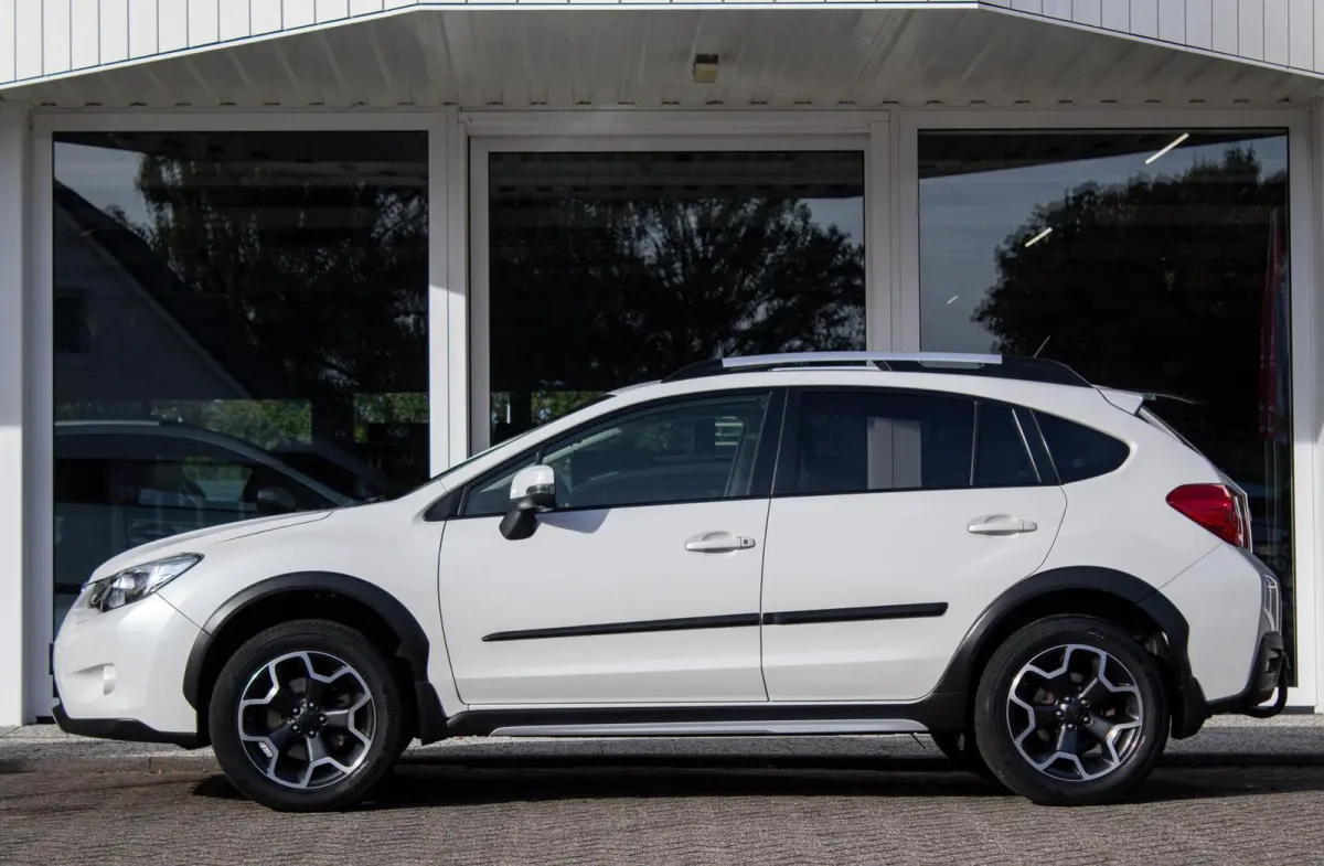 2.0 CVT Premium | Trekhaak | Navigatie | Lederen bekleding |