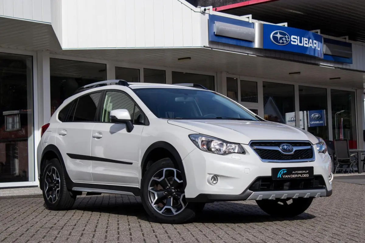 2.0 CVT Premium | Trekhaak | Navigatie | Lederen bekleding |