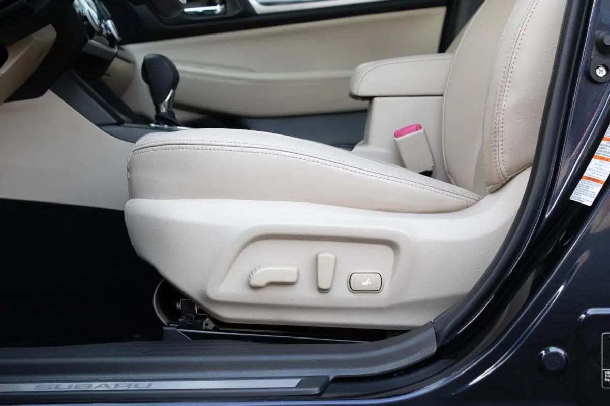 2.5 CVT Premium | Eyesight | Trekhaak | Navigatie