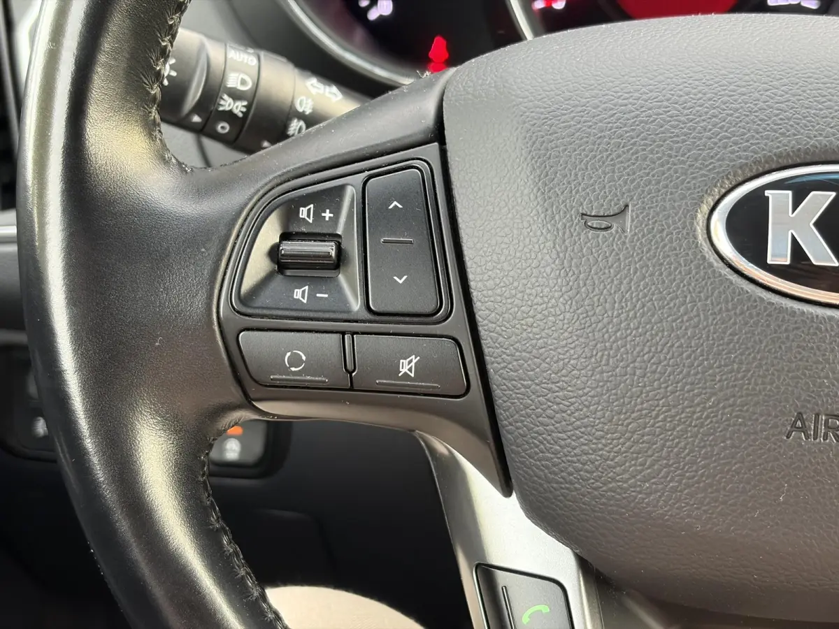 1.2 CVVT DynamicLine ✓Dealer Onderhouden✓Airco✓Cruise✓5 Deurs✓Zeer Zuinig✓N.A.P✓Apk tot 03-2027