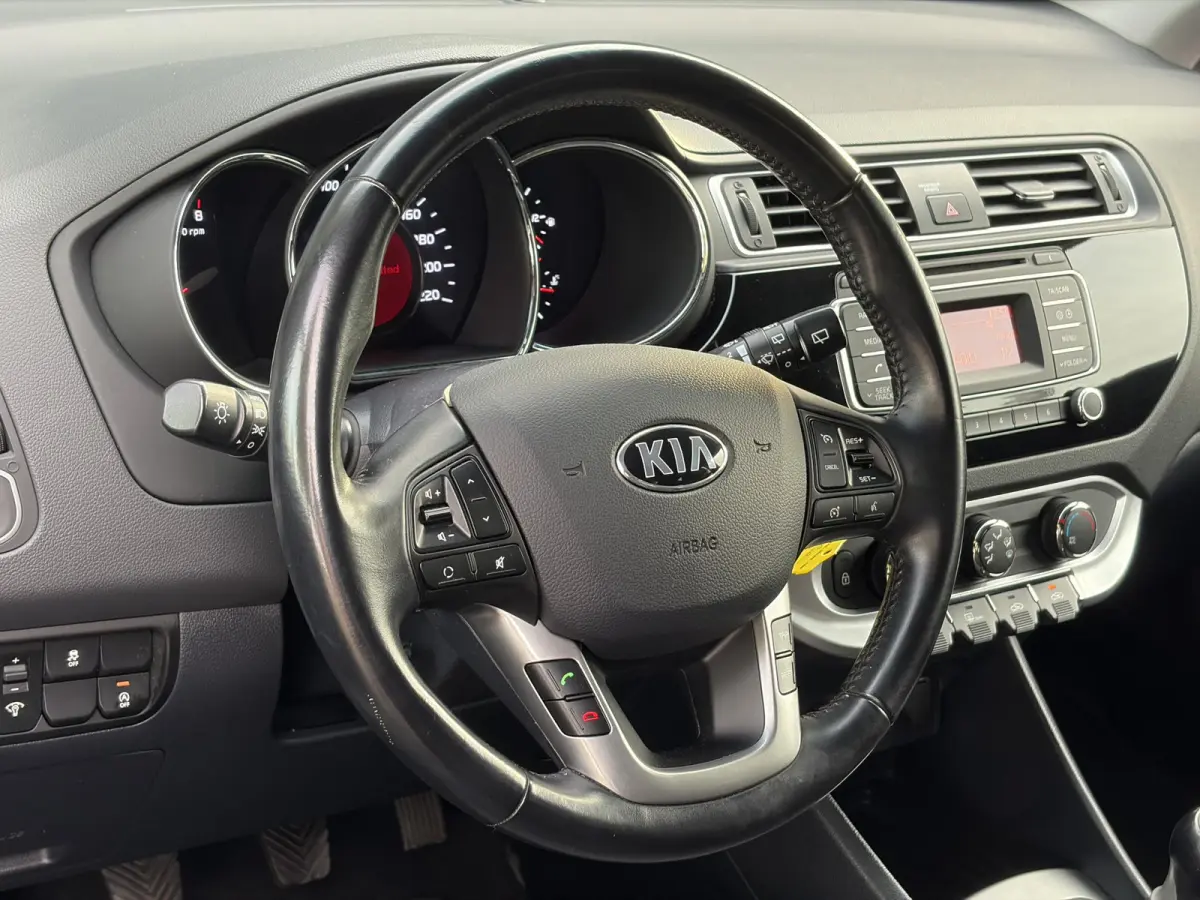 1.2 CVVT DynamicLine ✓Dealer Onderhouden✓Airco✓Cruise✓5 Deurs✓Zeer Zuinig✓N.A.P✓Apk tot 03-2027