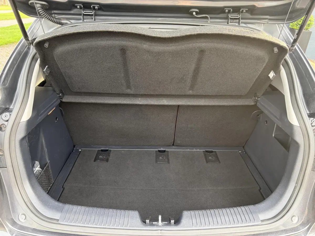 1.2 CVVT DynamicLine ✓Dealer Onderhouden✓Airco✓Cruise✓5 Deurs✓Zeer Zuinig✓N.A.P✓Apk tot 03-2027
